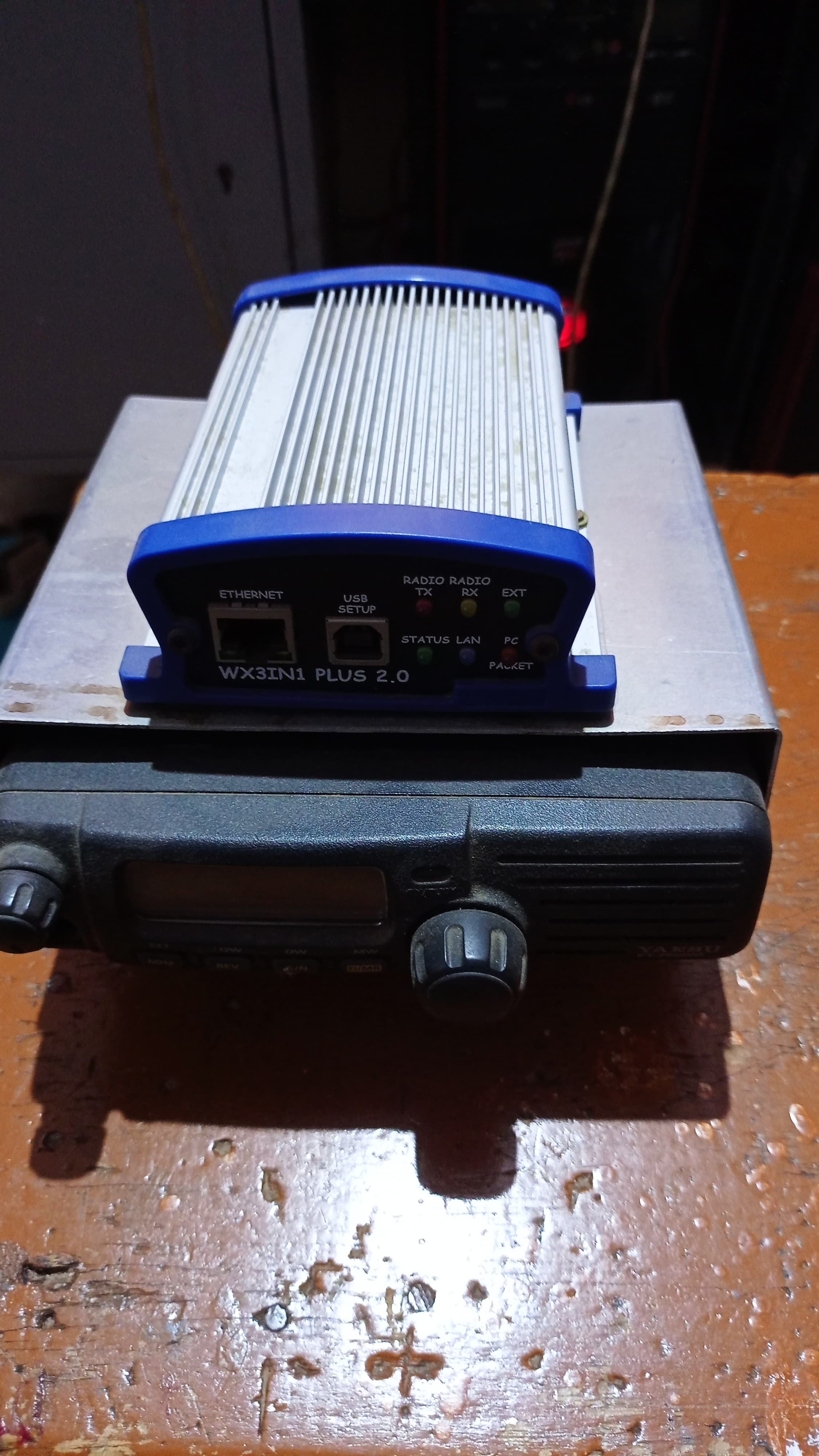 Yaesu 2600M + TNC